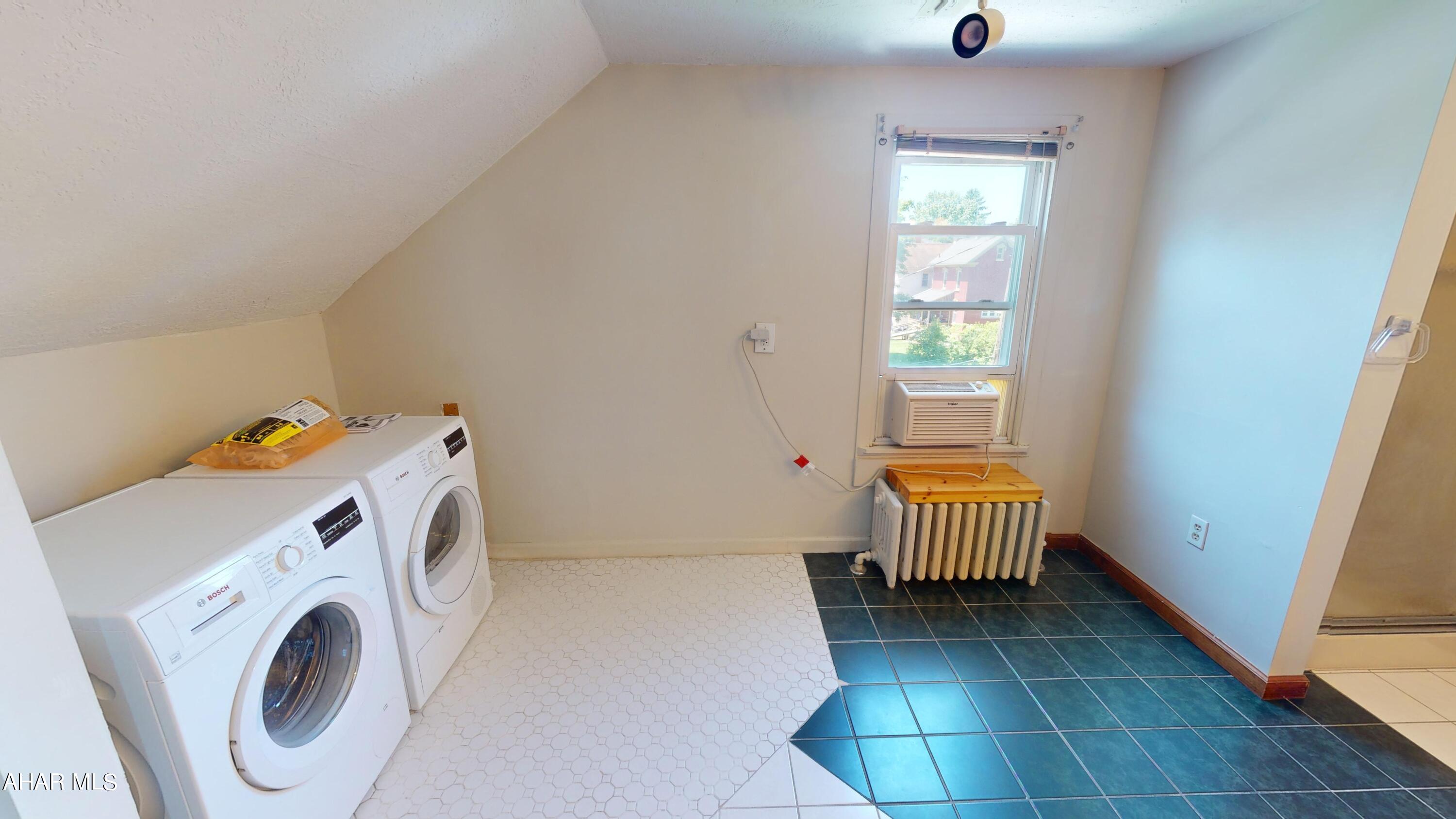 Hollidaysburg - Residential