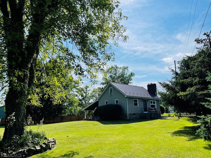 Immaculate, Cozy 3bedroom 2bath in Hollidaysburg School District.  If you have been waiting for a move in ready entertainers dream then look no further.  This home is move in ready in a fantastic location with over a 1/2 acre private fenced in lot.   The back yard is huge with plenty of space for families, parties, cookouts and more.   It has a large carport that will fit all your cars and serve as party covered space as well.   Don't miss out on this spectacular home, schedule your showing quickly!!  this won't last.