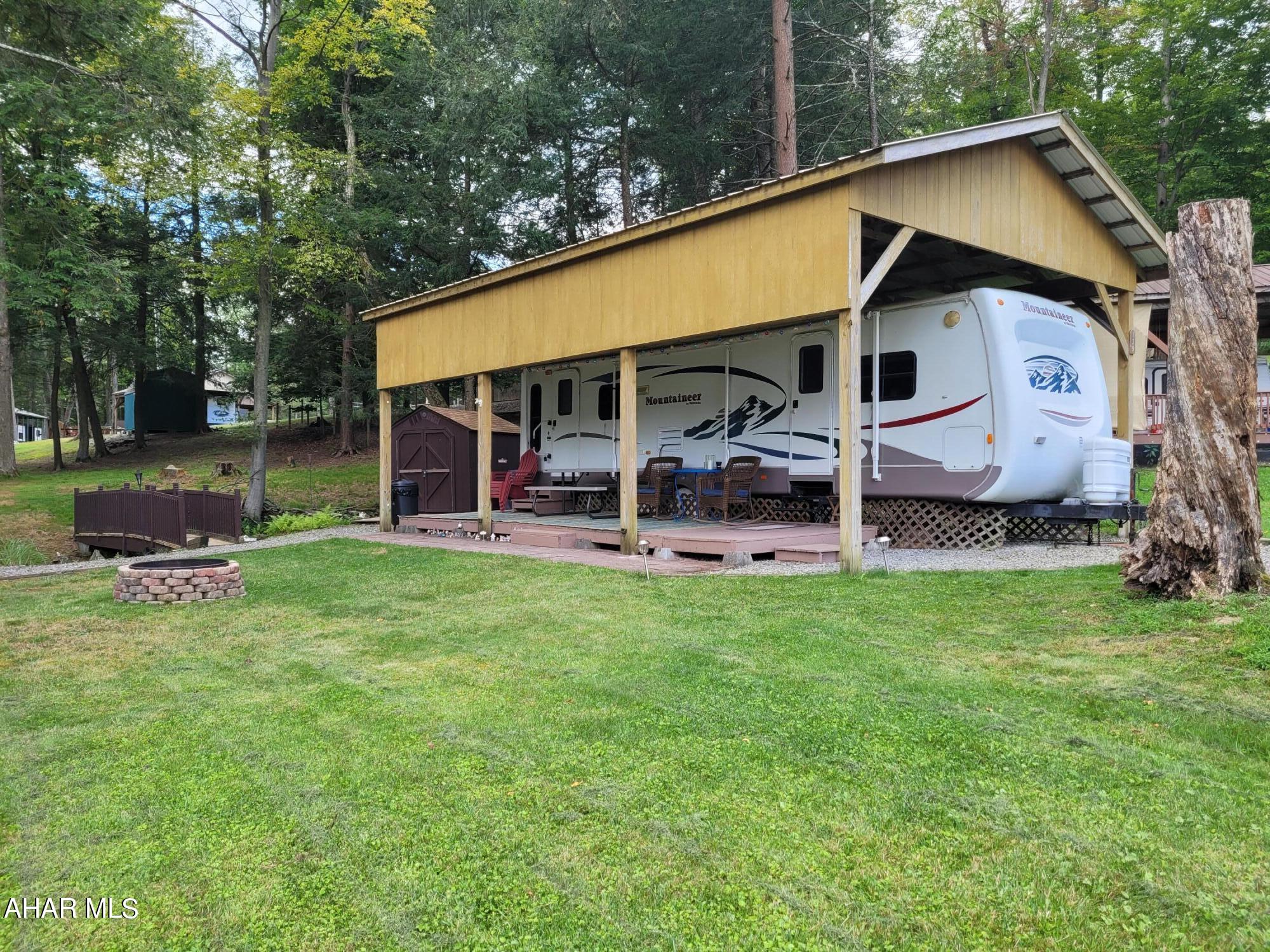 Glendale Yearound - Residential