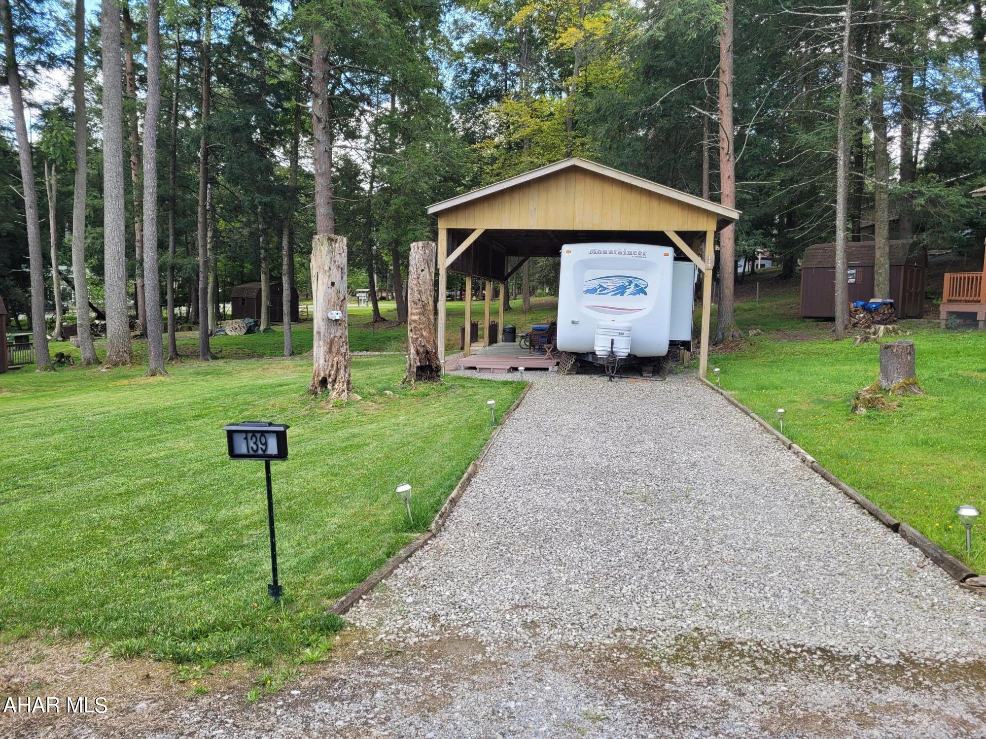 Glendale Yearound - Residential