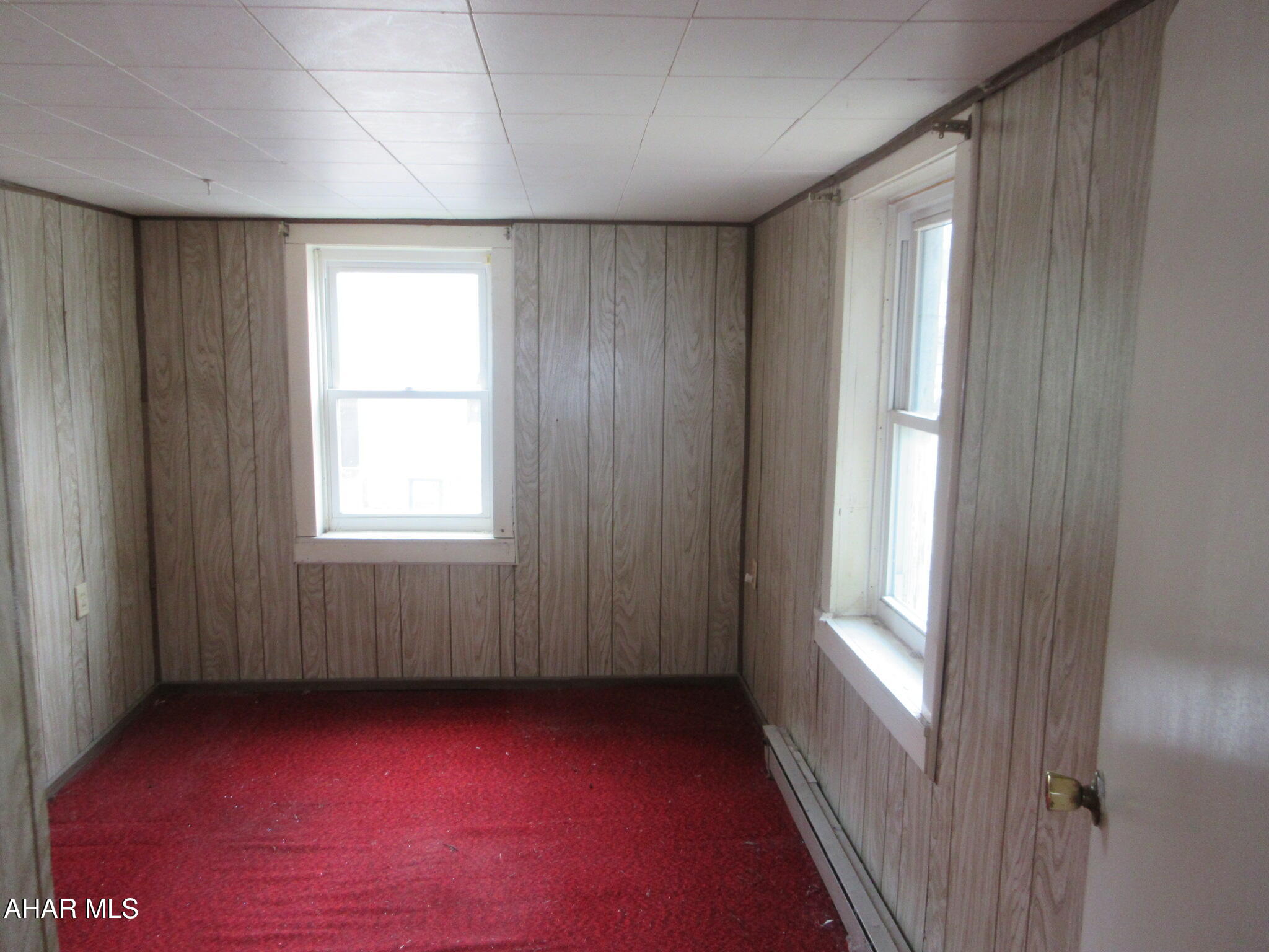 Saxton - Residential