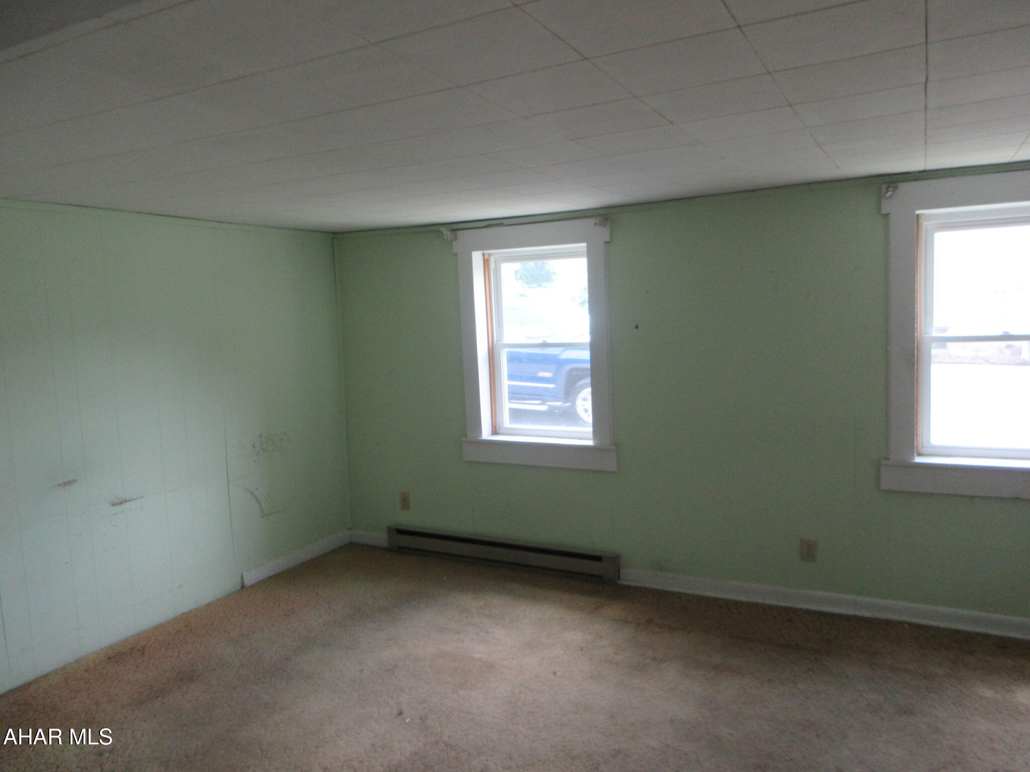 Saxton - Residential