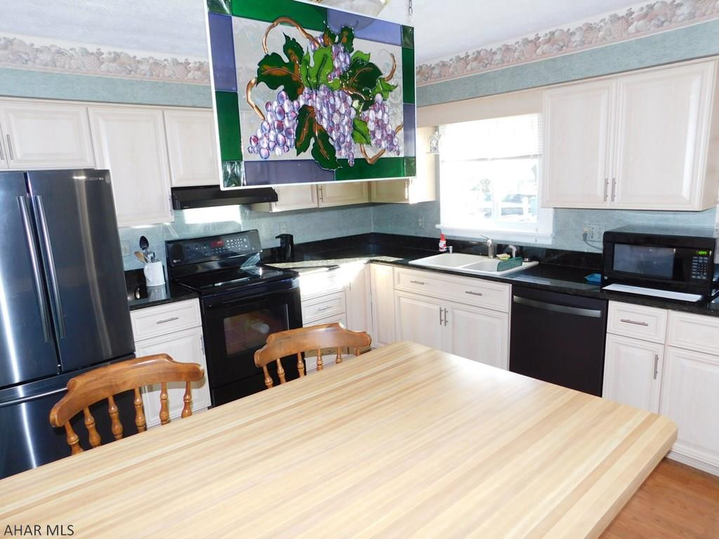 Rolling Hills - Residential