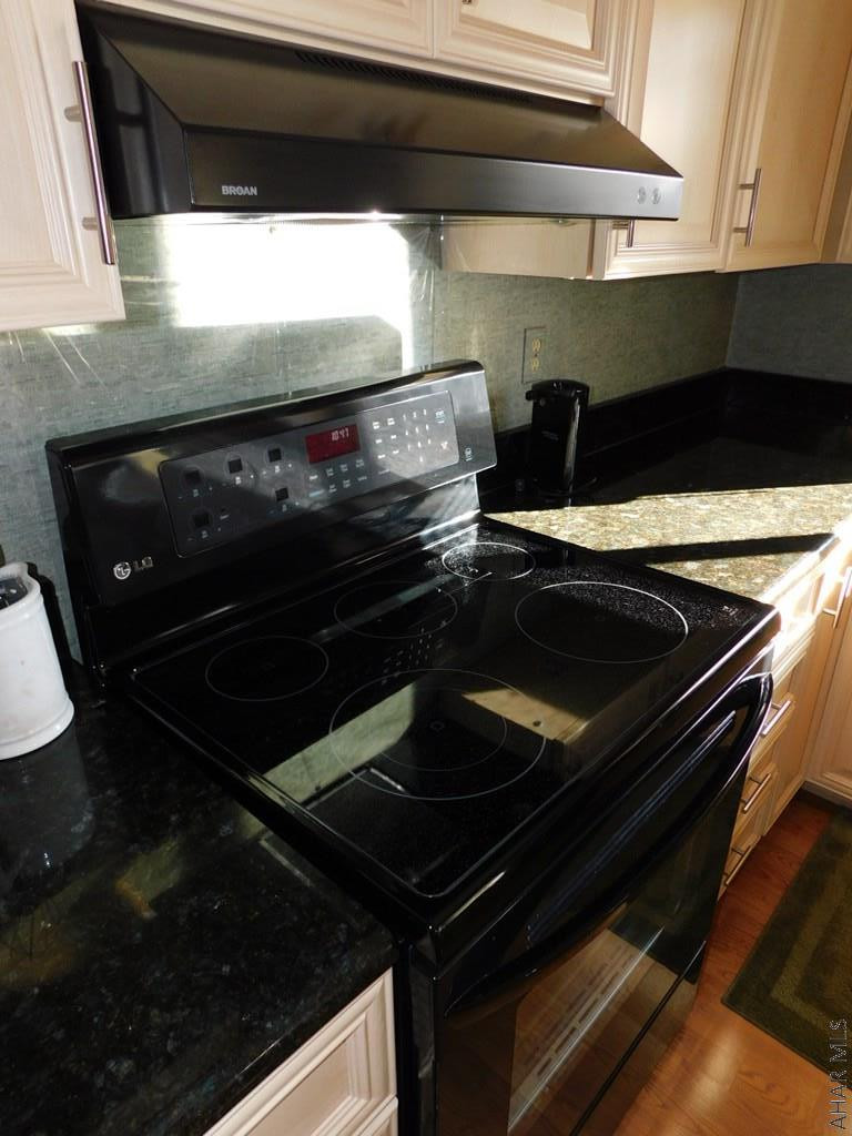 Rolling Hills - Residential