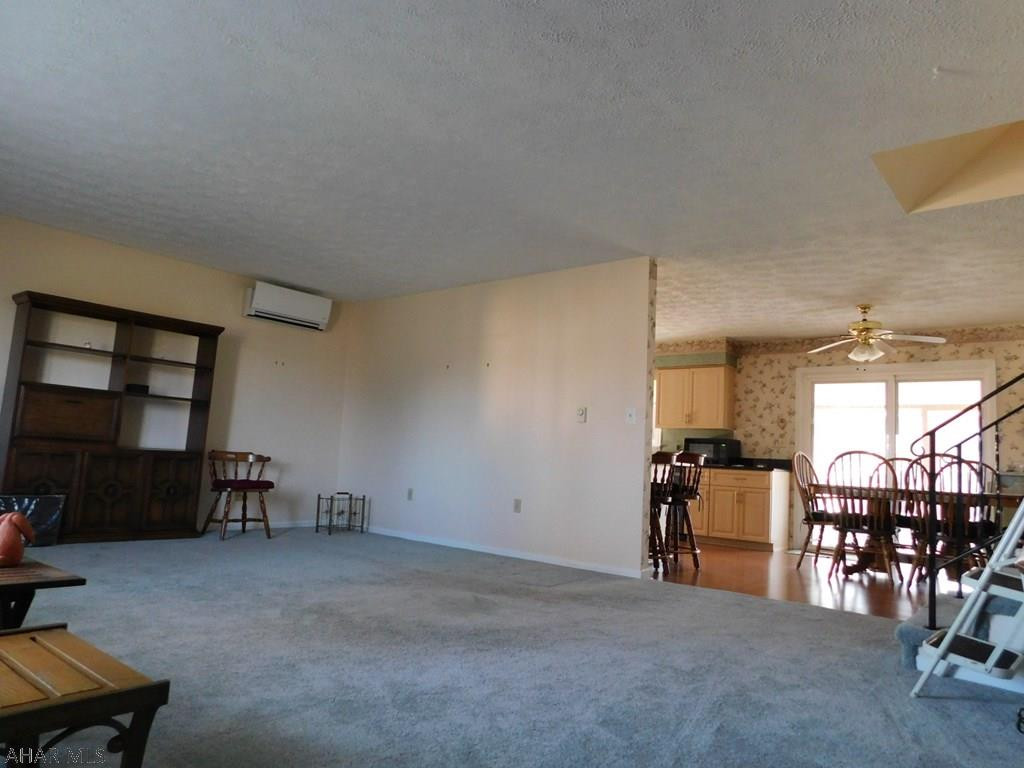 Rolling Hills - Residential