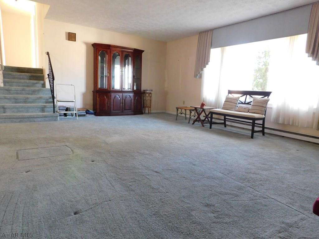 Rolling Hills - Residential