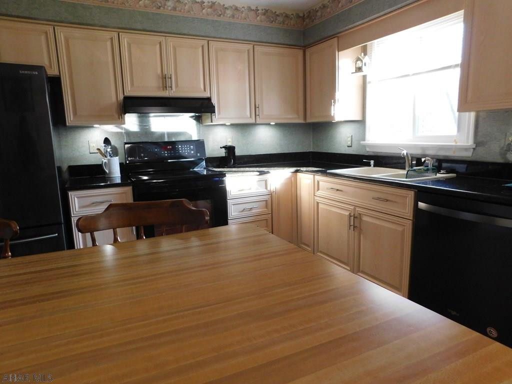 Rolling Hills - Residential