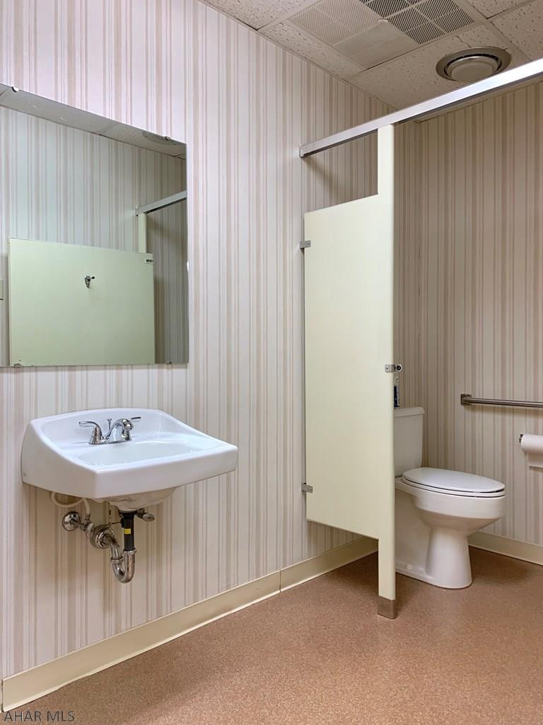 Unknown - Commercial Sale