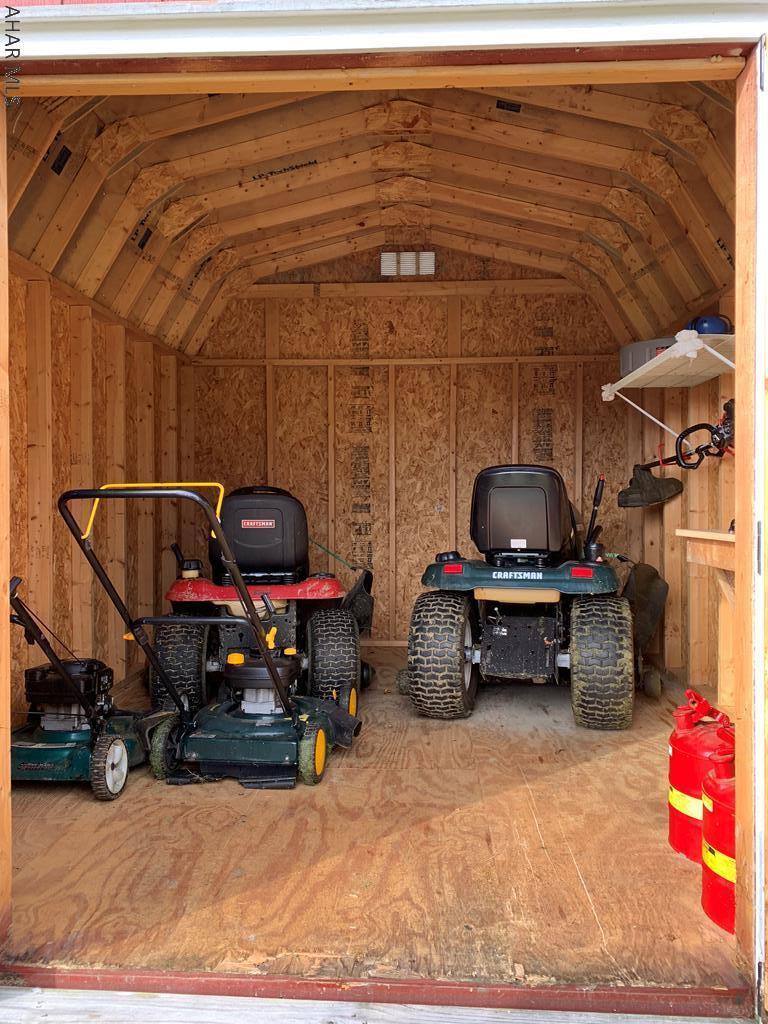 Unknown - Commercial Sale