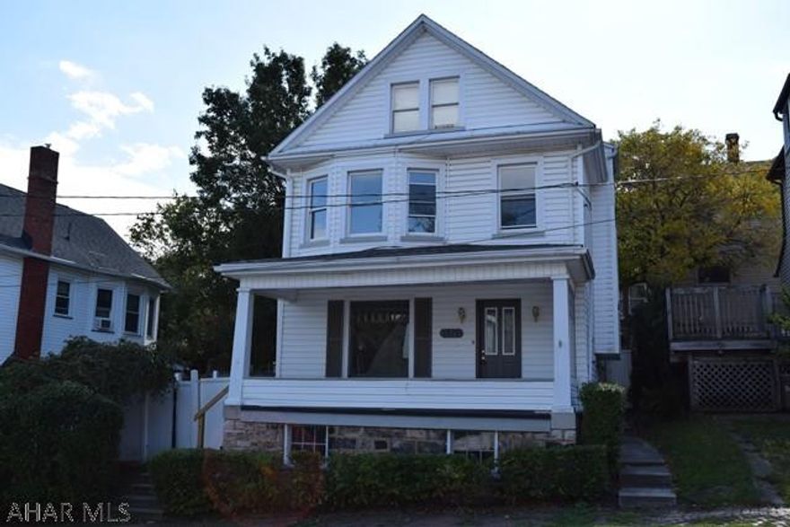 Great home! This five bedroom home has beautiful hardwood floors and plenty of space. Private outdoor space with a 6 foot fence surrounding the patio and small but cozy yard. Nicely maintained and virtually maintenance free. Call listing agent today for more a private showing.