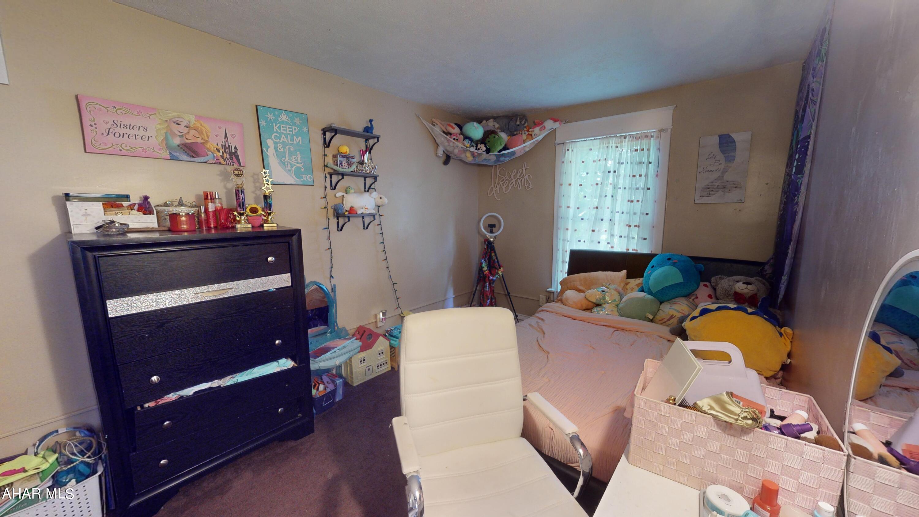 Juniata - Residential