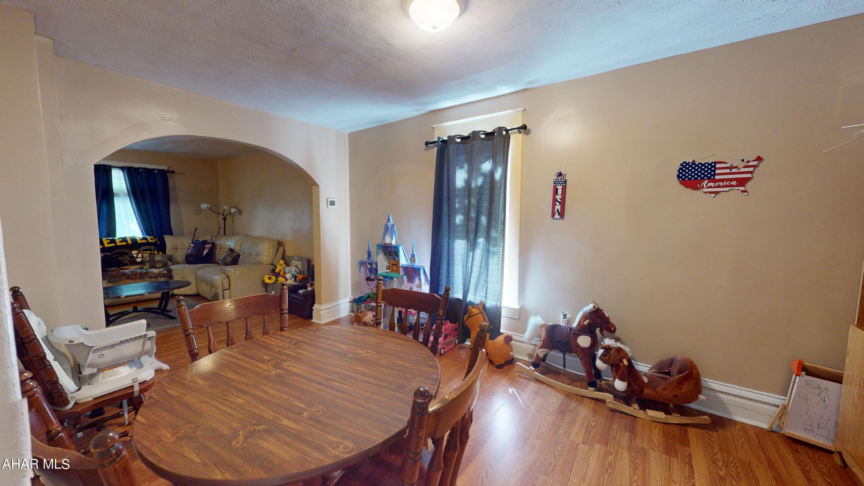 Juniata - Residential