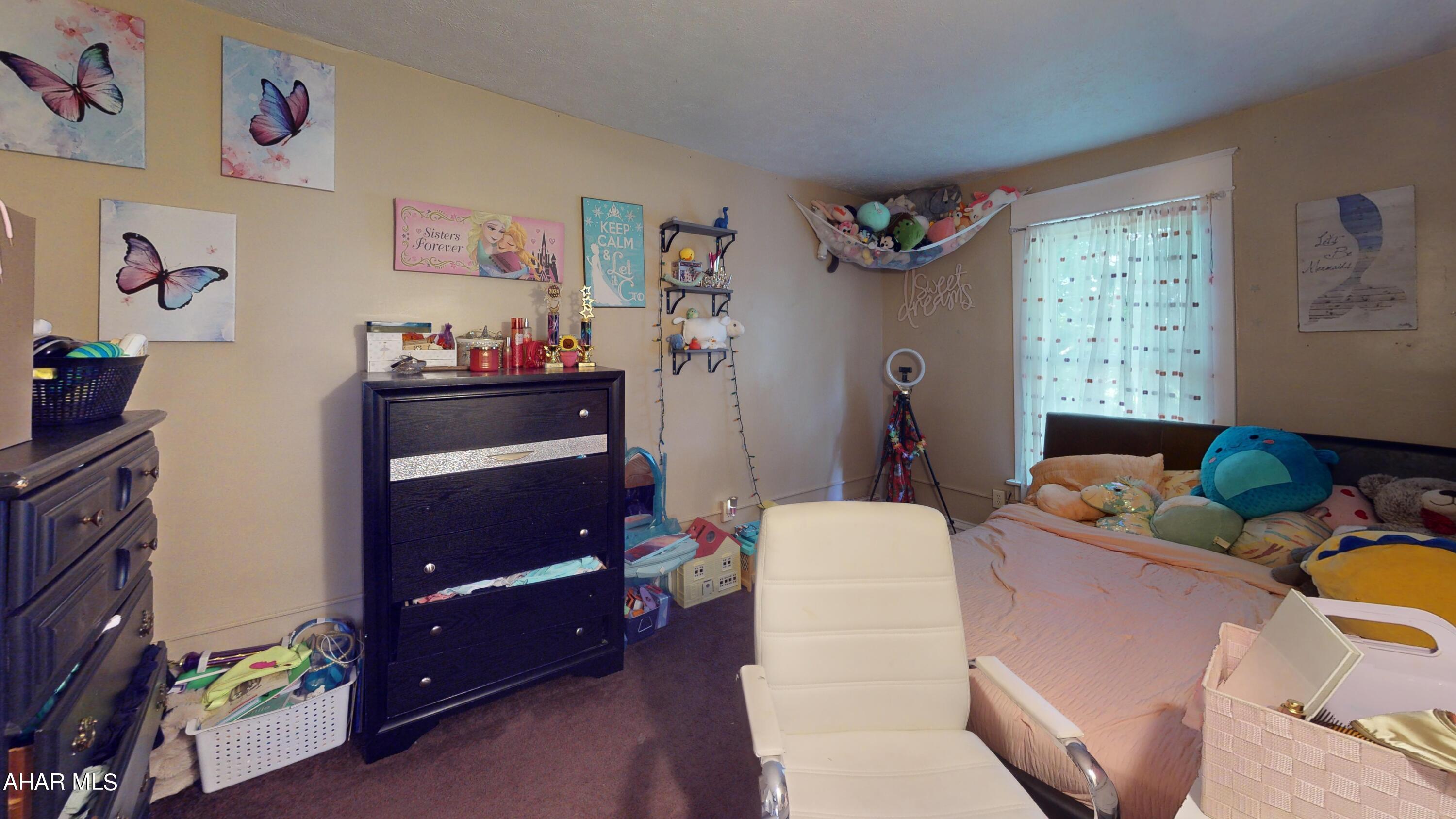 Juniata - Residential