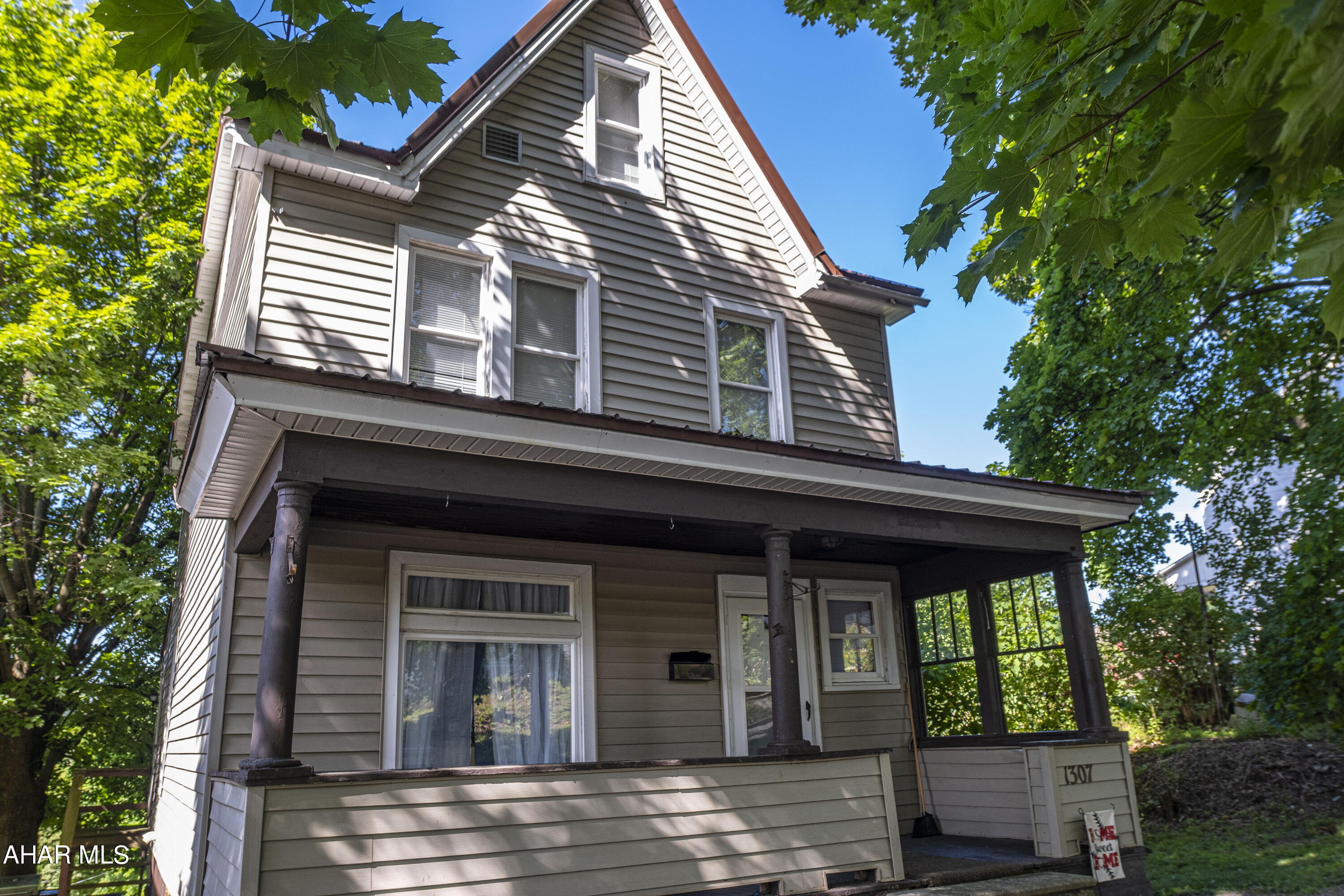 Juniata - Residential