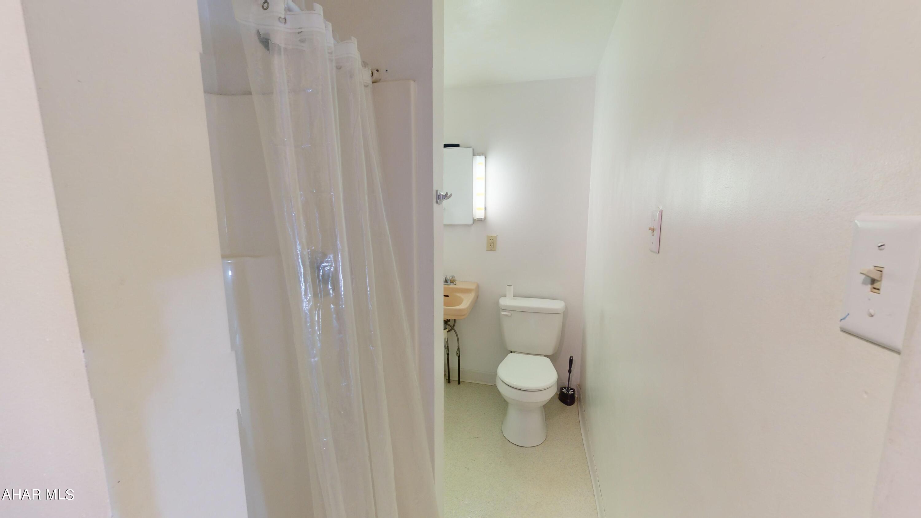 Juniata - Residential