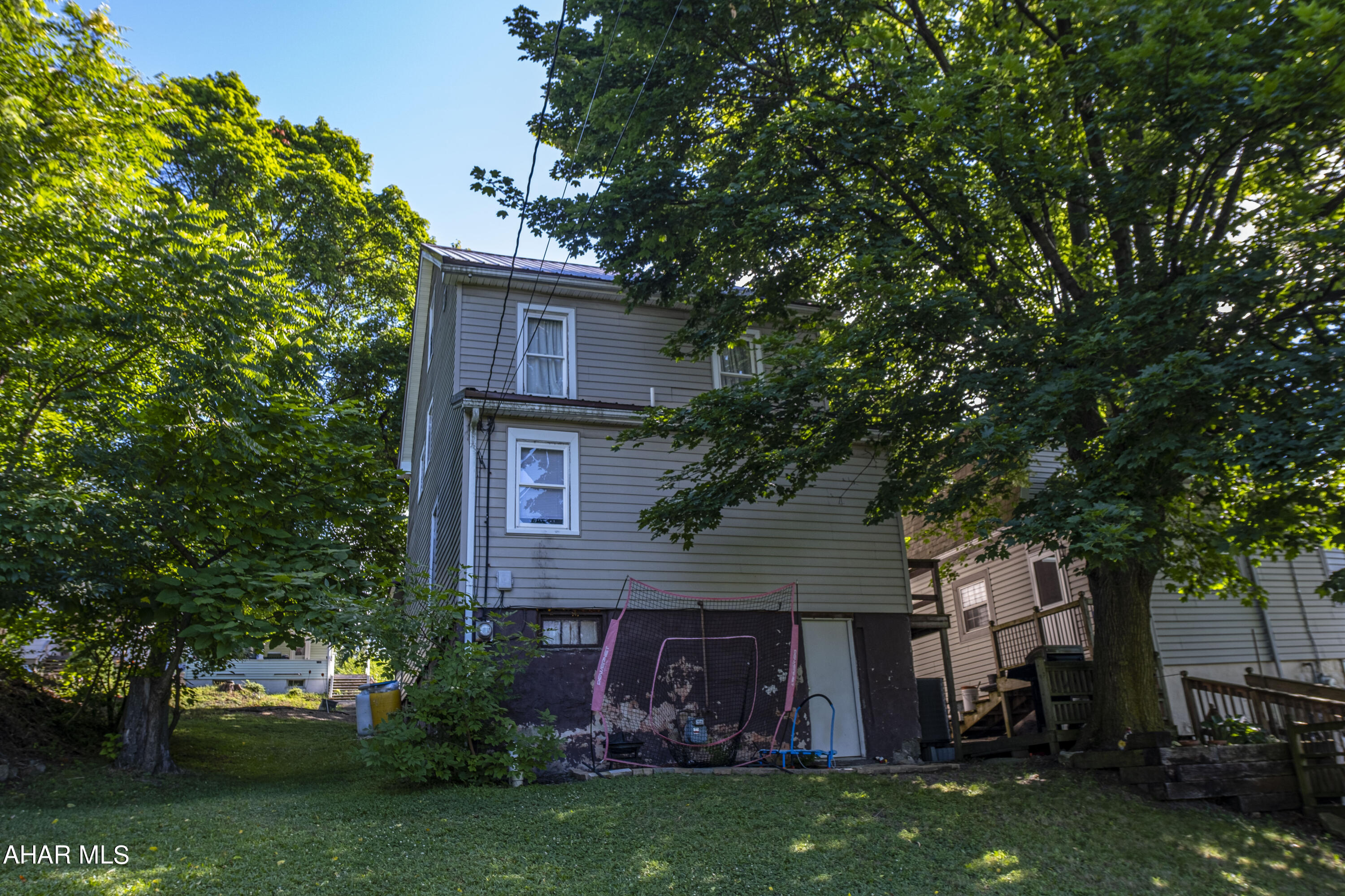 Juniata - Residential