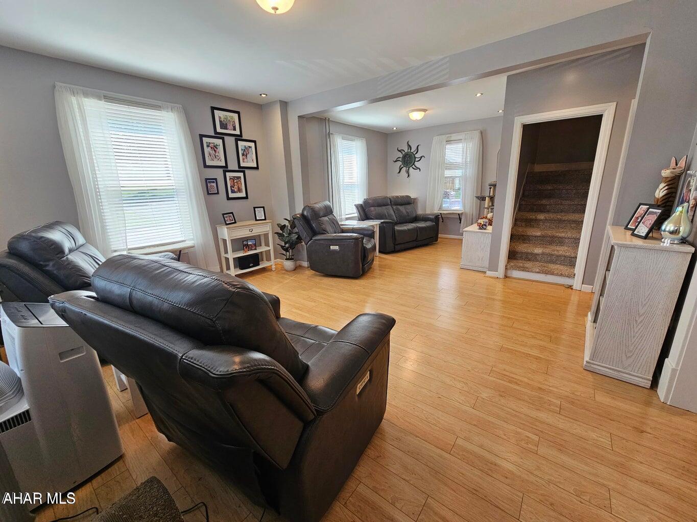 Juniata Gap - Residential