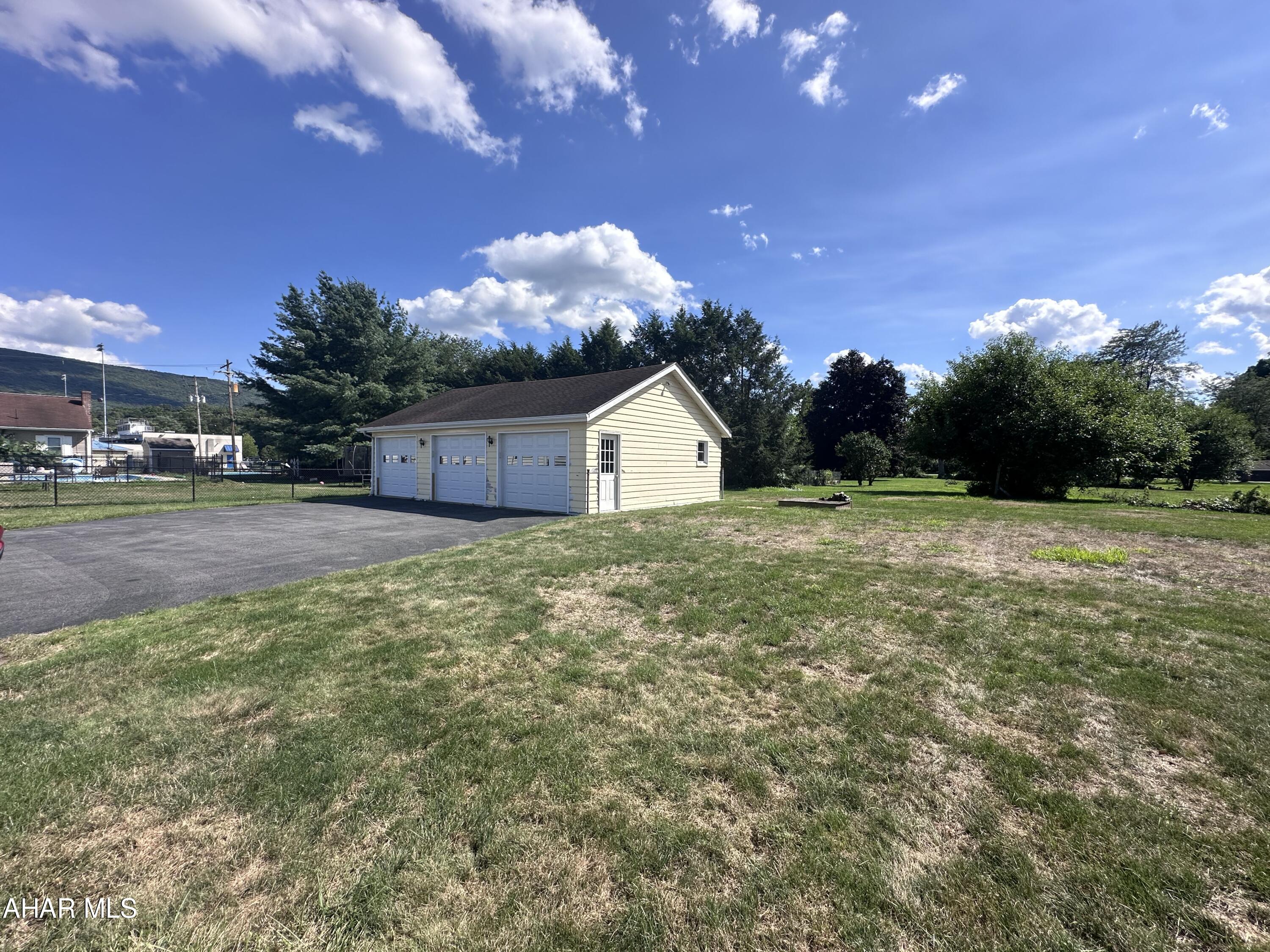 Bellwood Boro - Residential