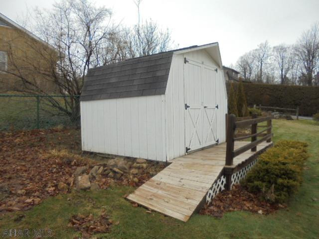 Crestwood - Residential