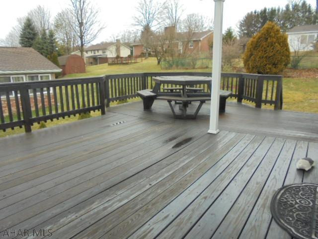 Crestwood - Residential