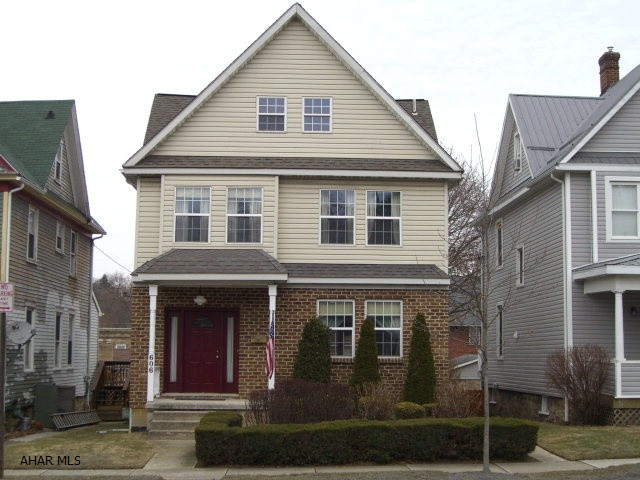 Hollidaysburg - Residential