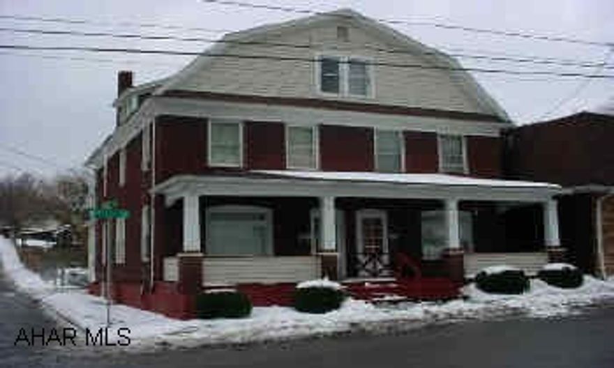 Double House. Tenants pay all utilites. One side has a newer high efficiency furnace.