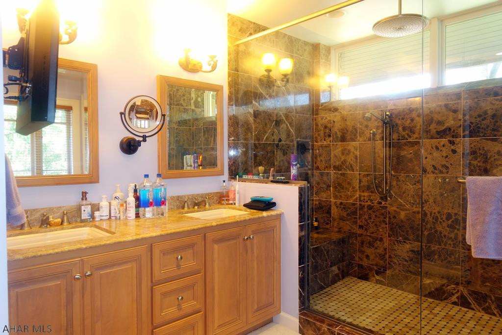 Mansion Park - Residential