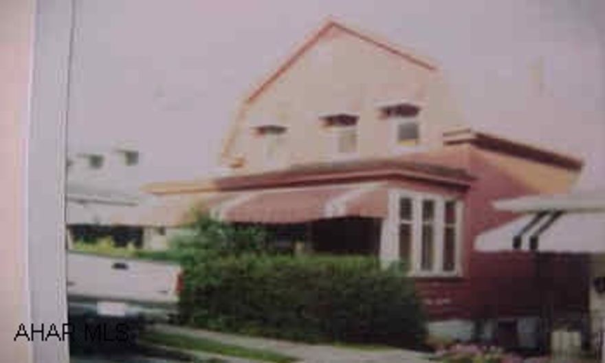 Nice 3 Bedroom fixer upper in good neighborhood