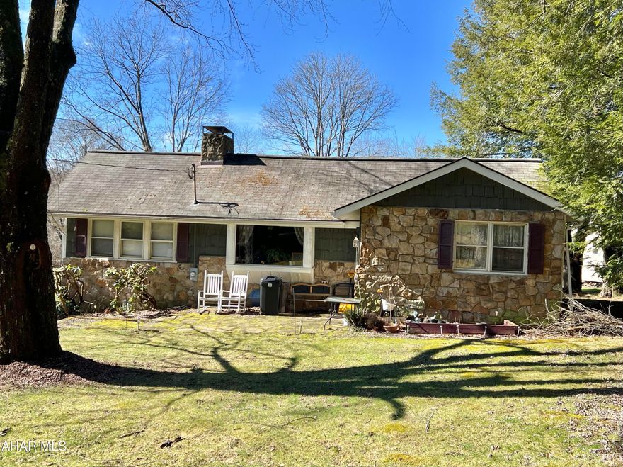 Situated in serene surroundings of Chalk Hill PA.   2 BR, 1.5 bath ranch home.   Would make a great 'home sweet home' or a peaceful retreat hustle and bustle of urban life.