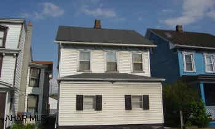 Great Starter Home - 4 Bedrooms! Great Starter Home - 4 Bedrooms!