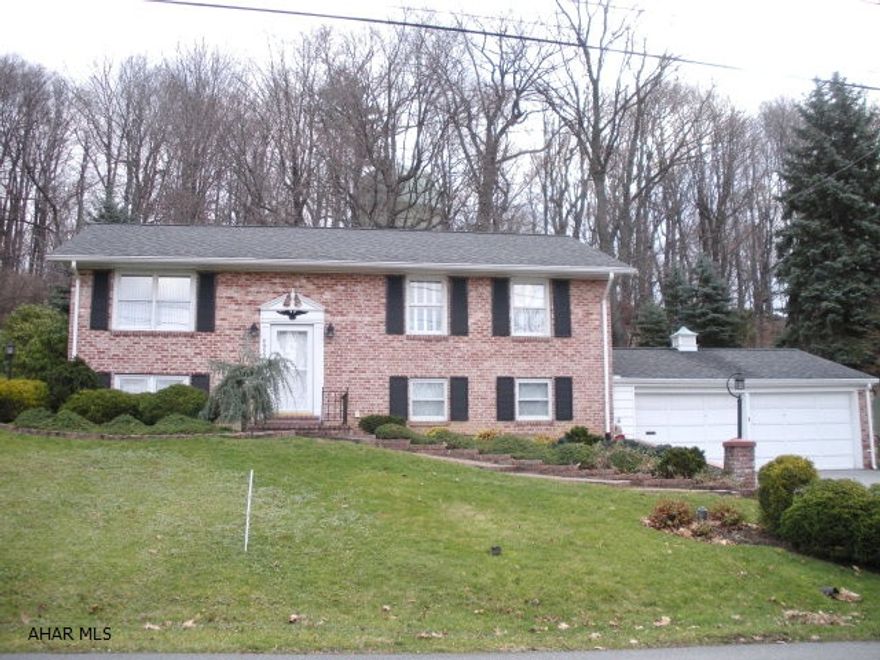 Meticulous 3 bedroom, 1.5 bath home on secluded street. Many great features: updated maple kitchen with sub-zero refrigerator, Jenn-Aire range, Corian countertops, newer furnace, central air, water filtration system, security system, generator, & electric system. Lots of storage, private rear yard, & 2 car garage.