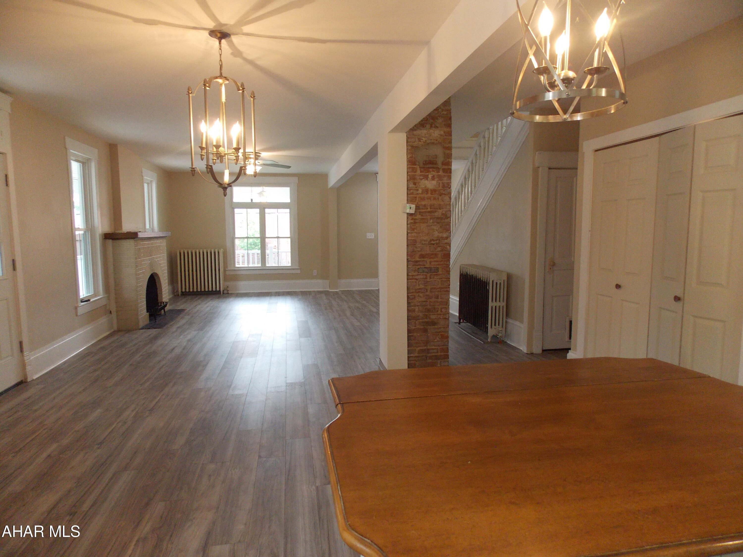 Juniata - Residential