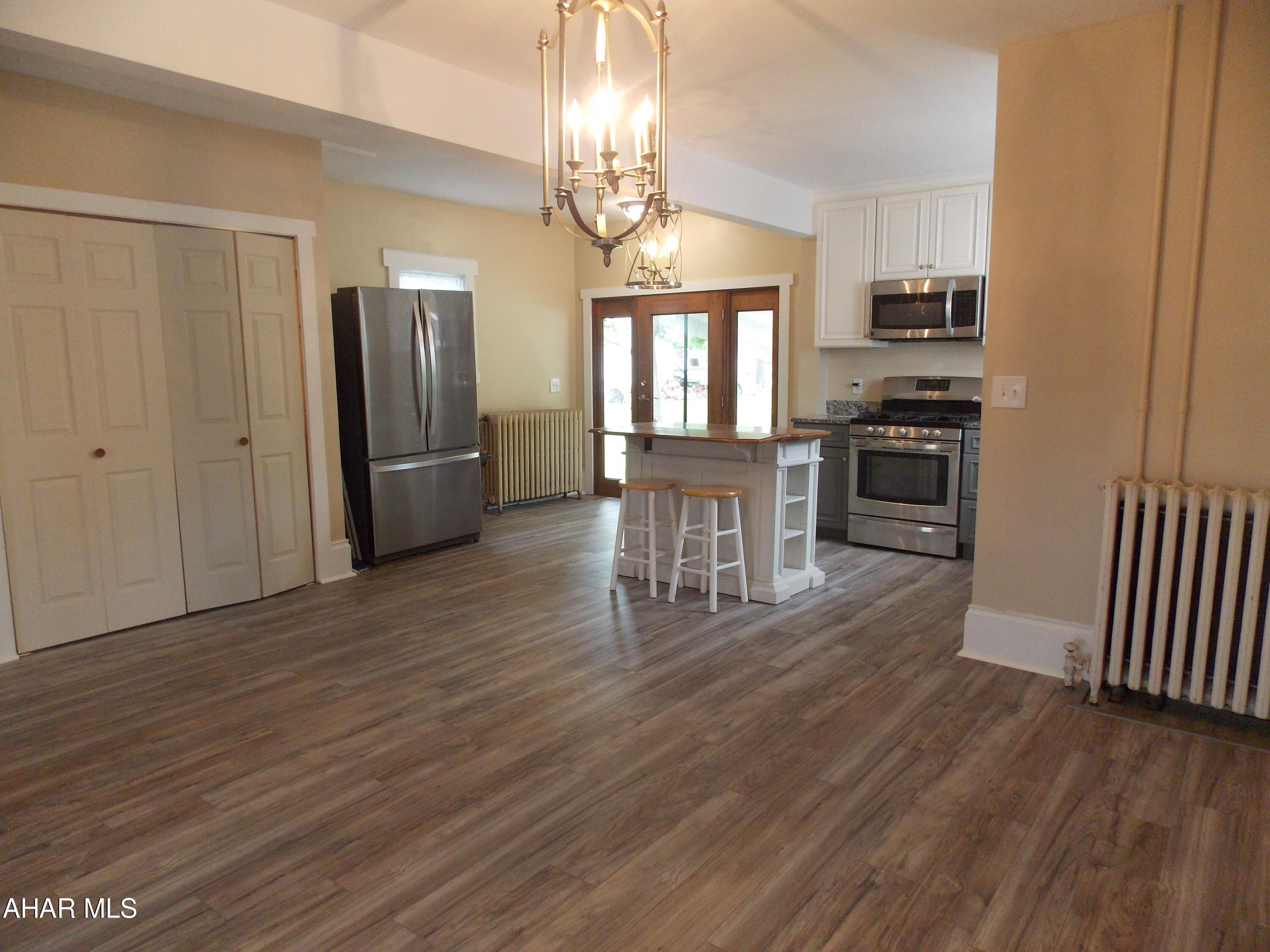 Juniata - Residential