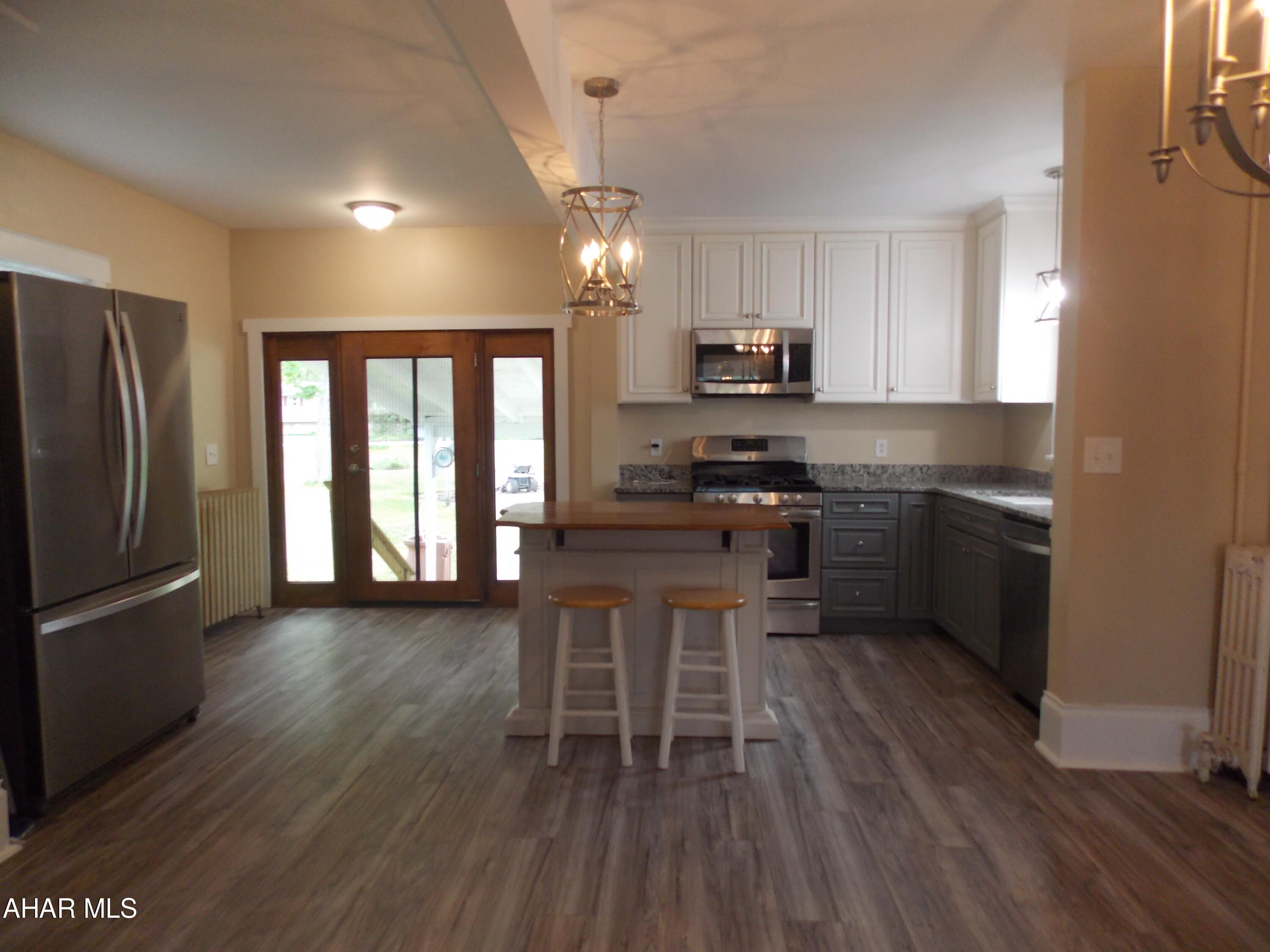 Juniata - Residential