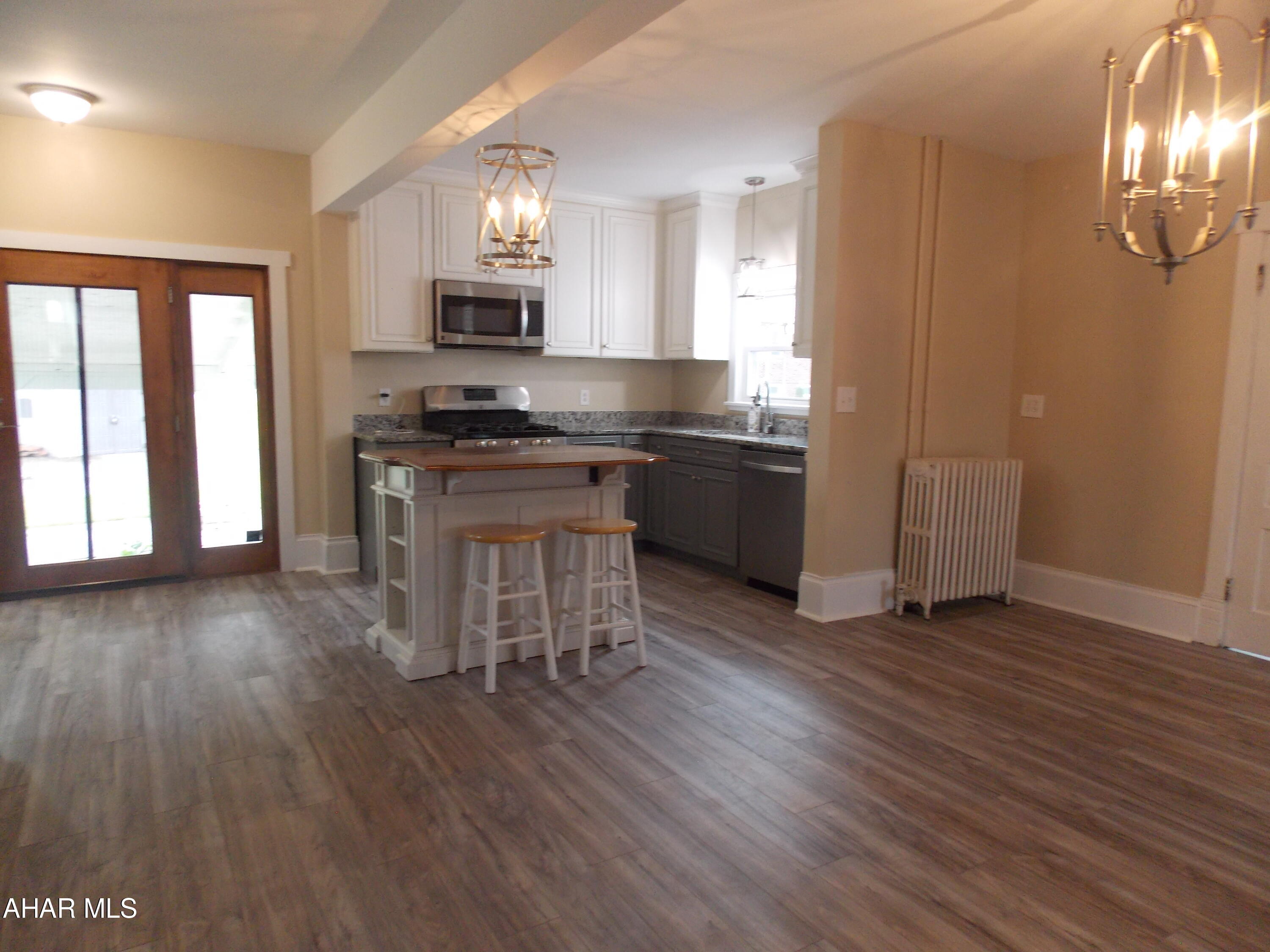 Juniata - Residential