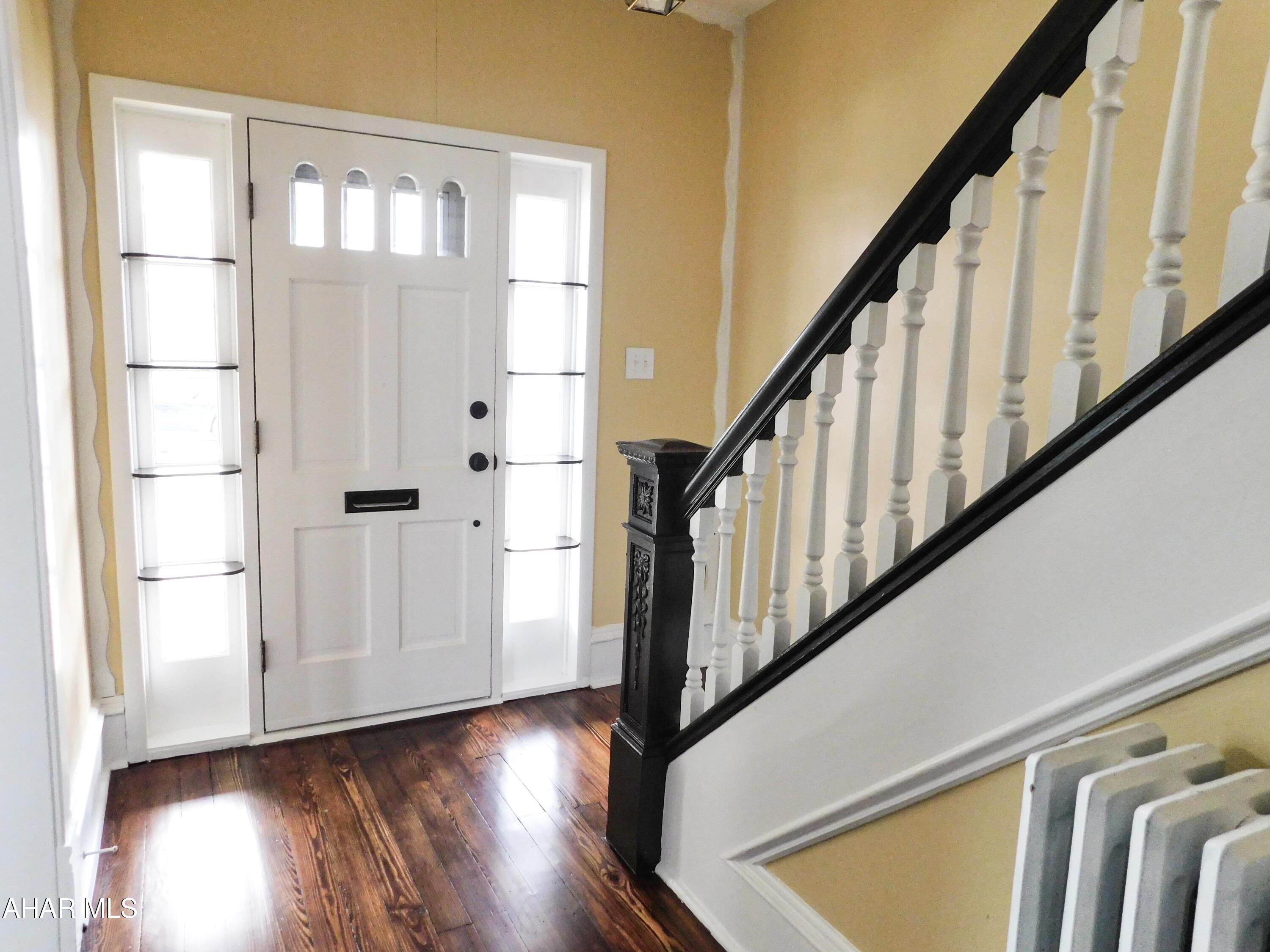 Juniata - Residential