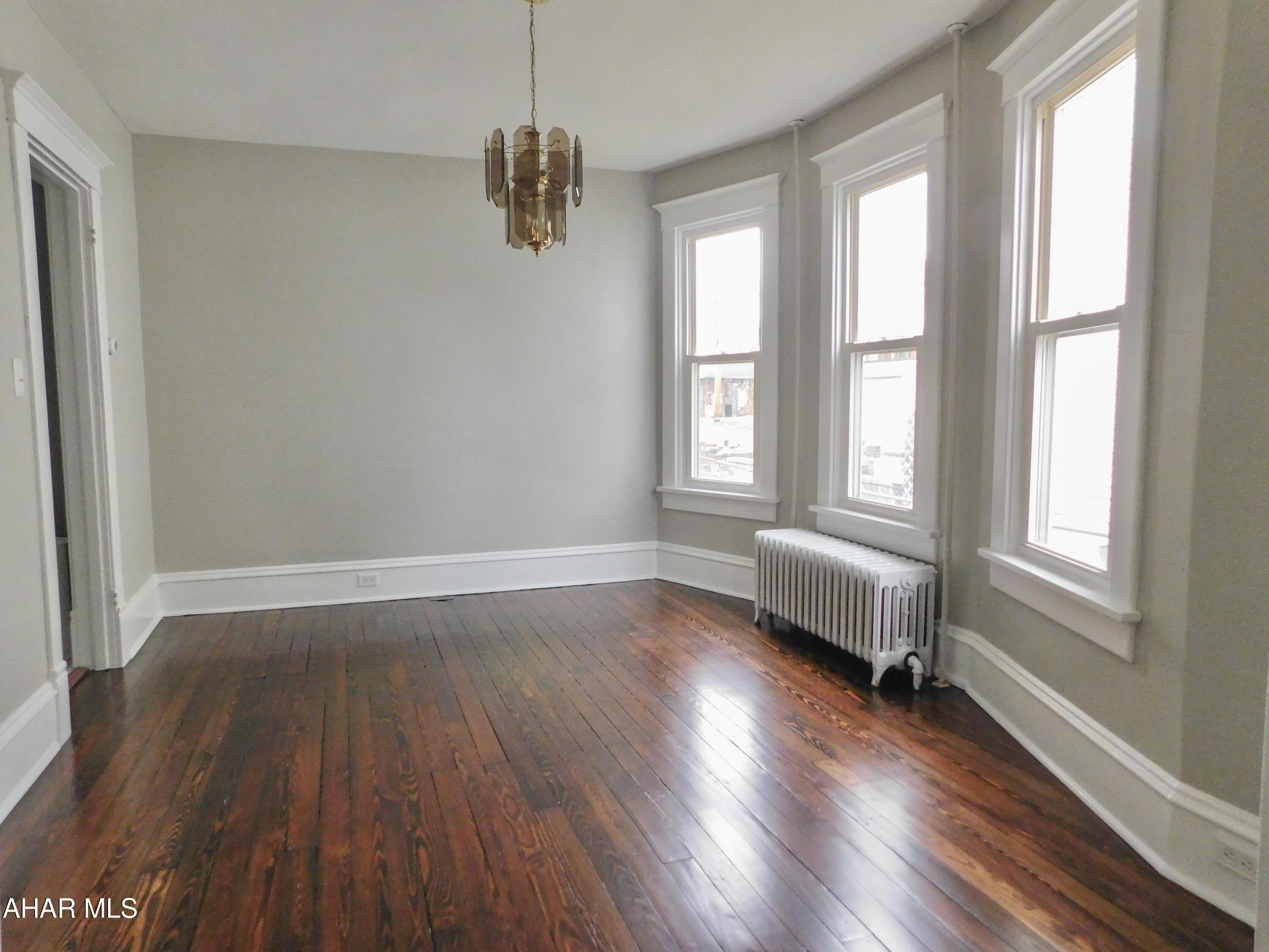 Juniata - Residential