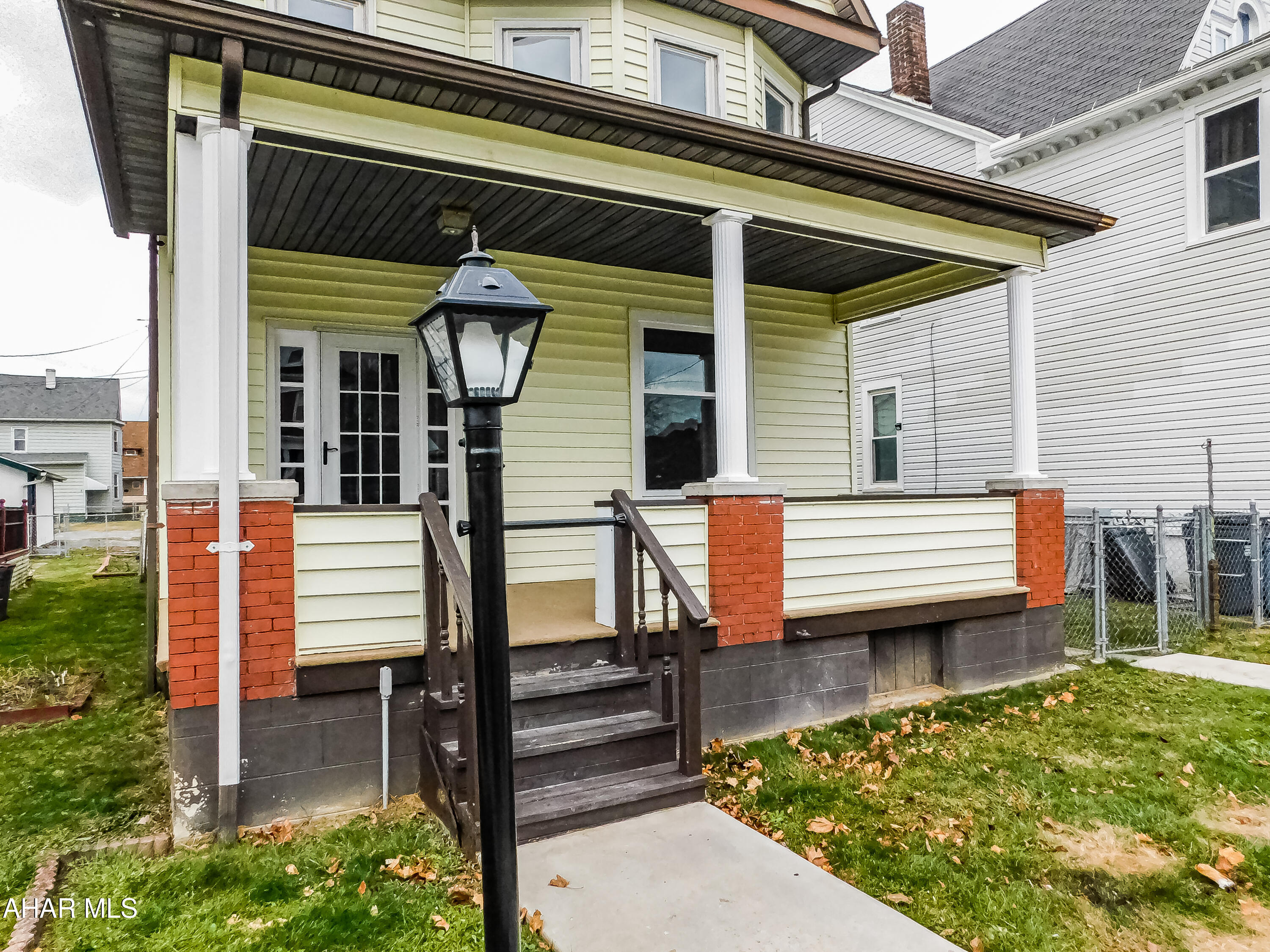 Juniata - Residential