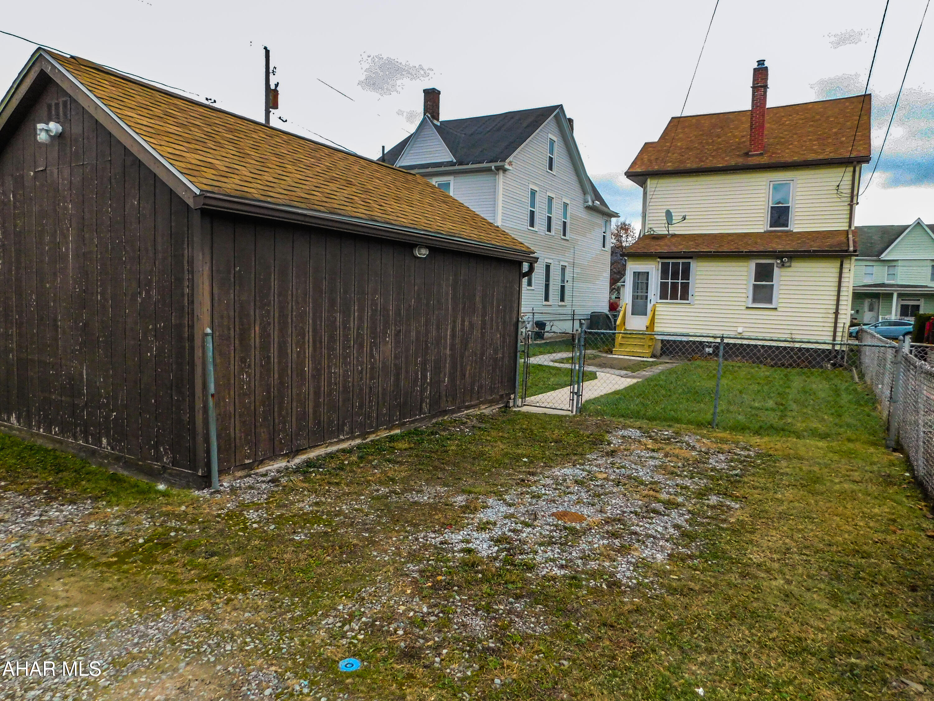 Juniata - Residential