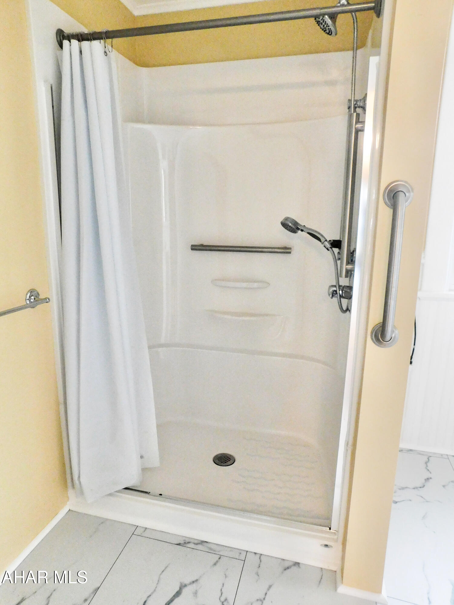 Juniata - Residential