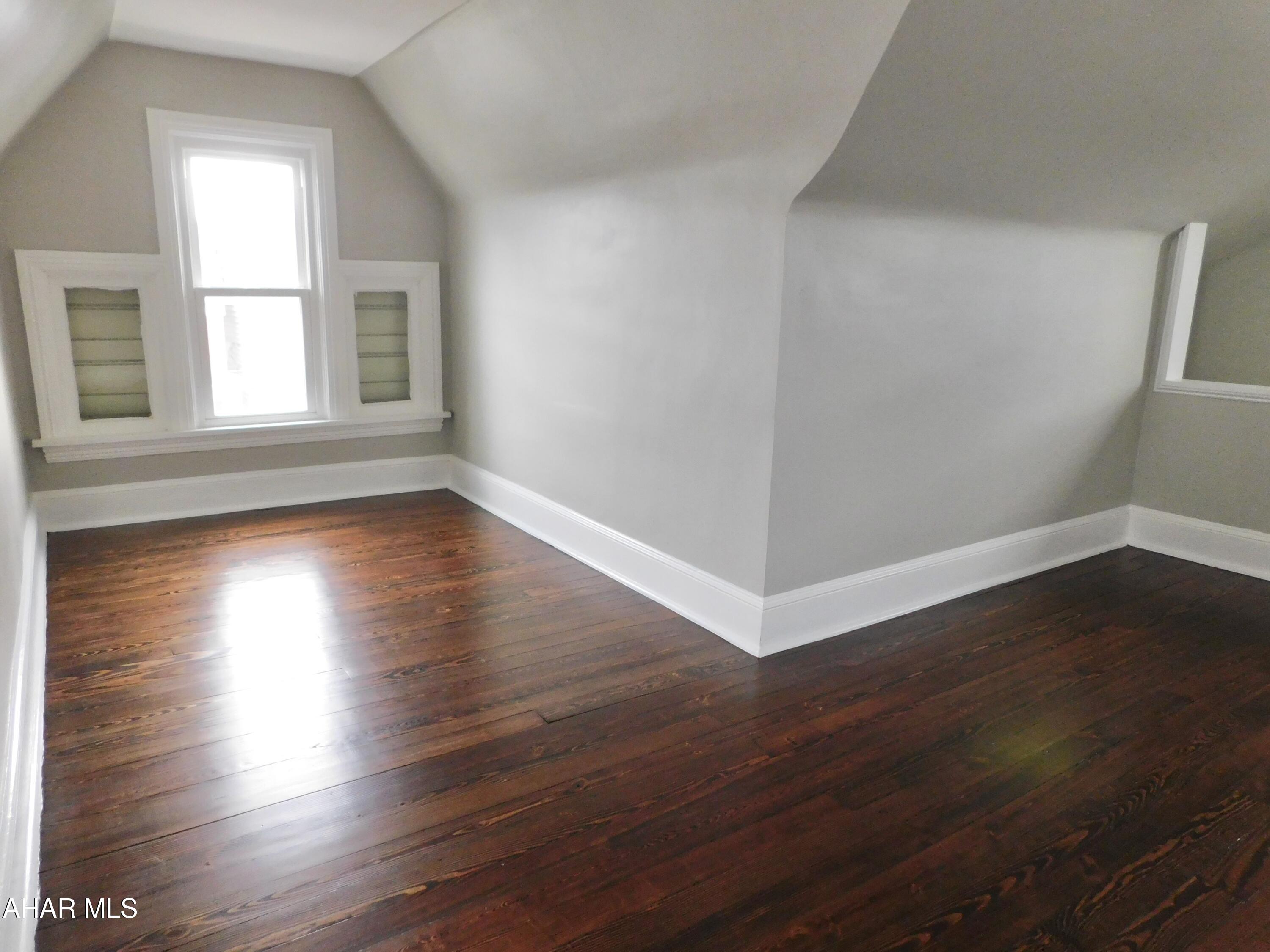 Juniata - Residential