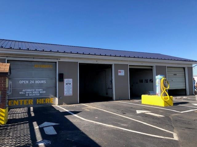 Unknown - Commercial Sale