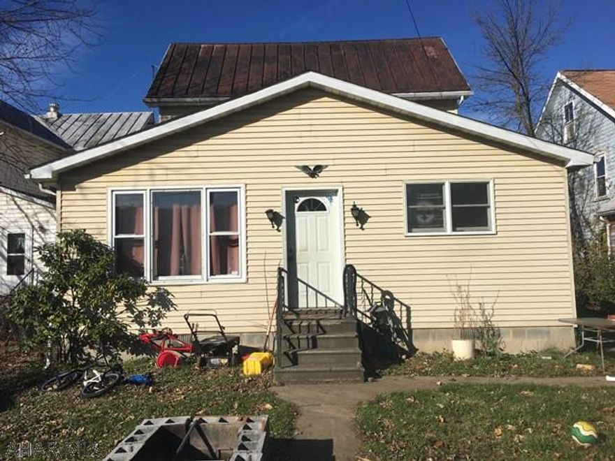 This is a short sale. 3 bedroom, 1 bath home with the potential of another full bath to be added. This home features a metal roof and hardwood floors. Walk up attic for storage and covered porch to enjoy out door living.