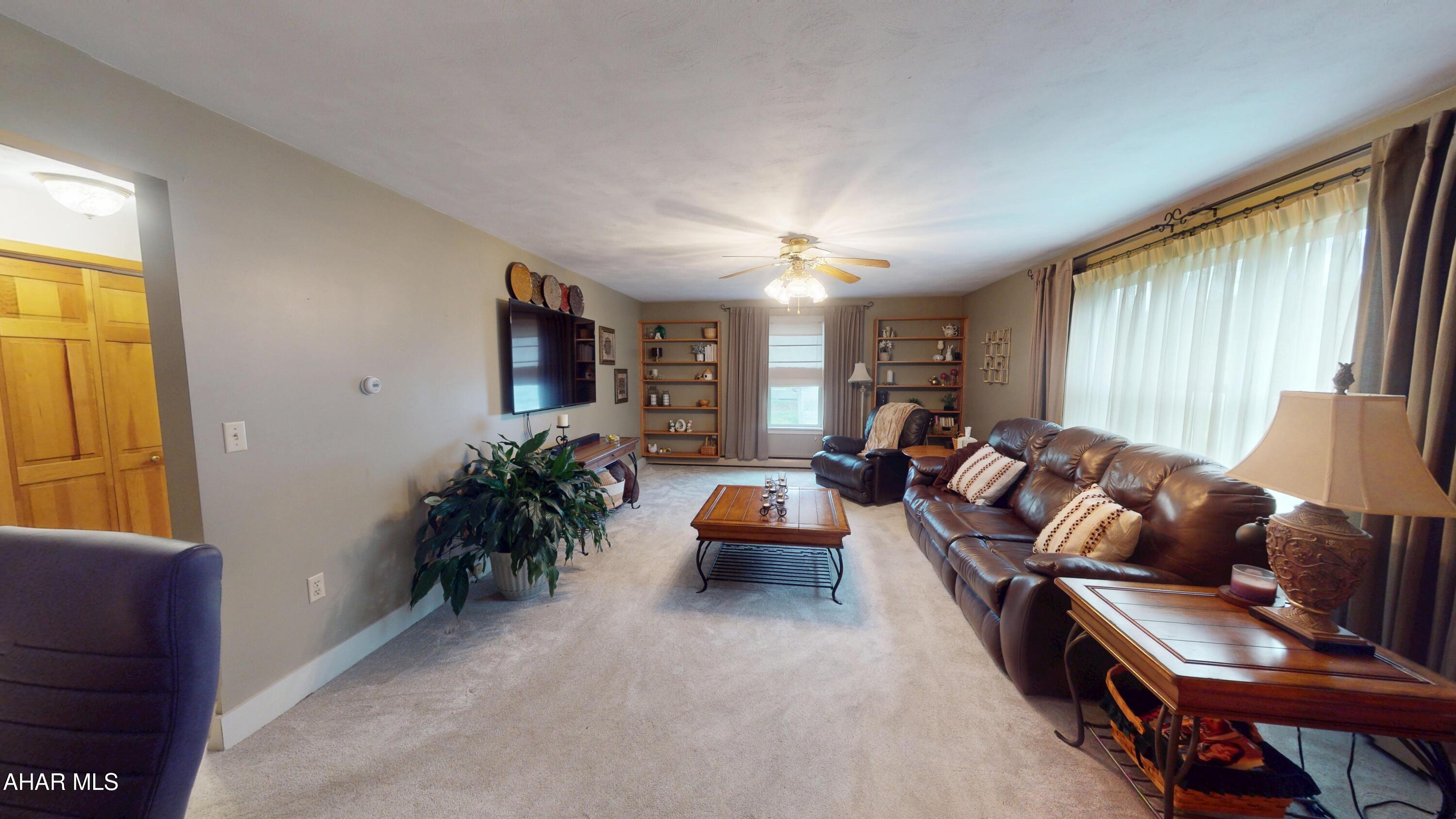 Foot of Ten - Residential