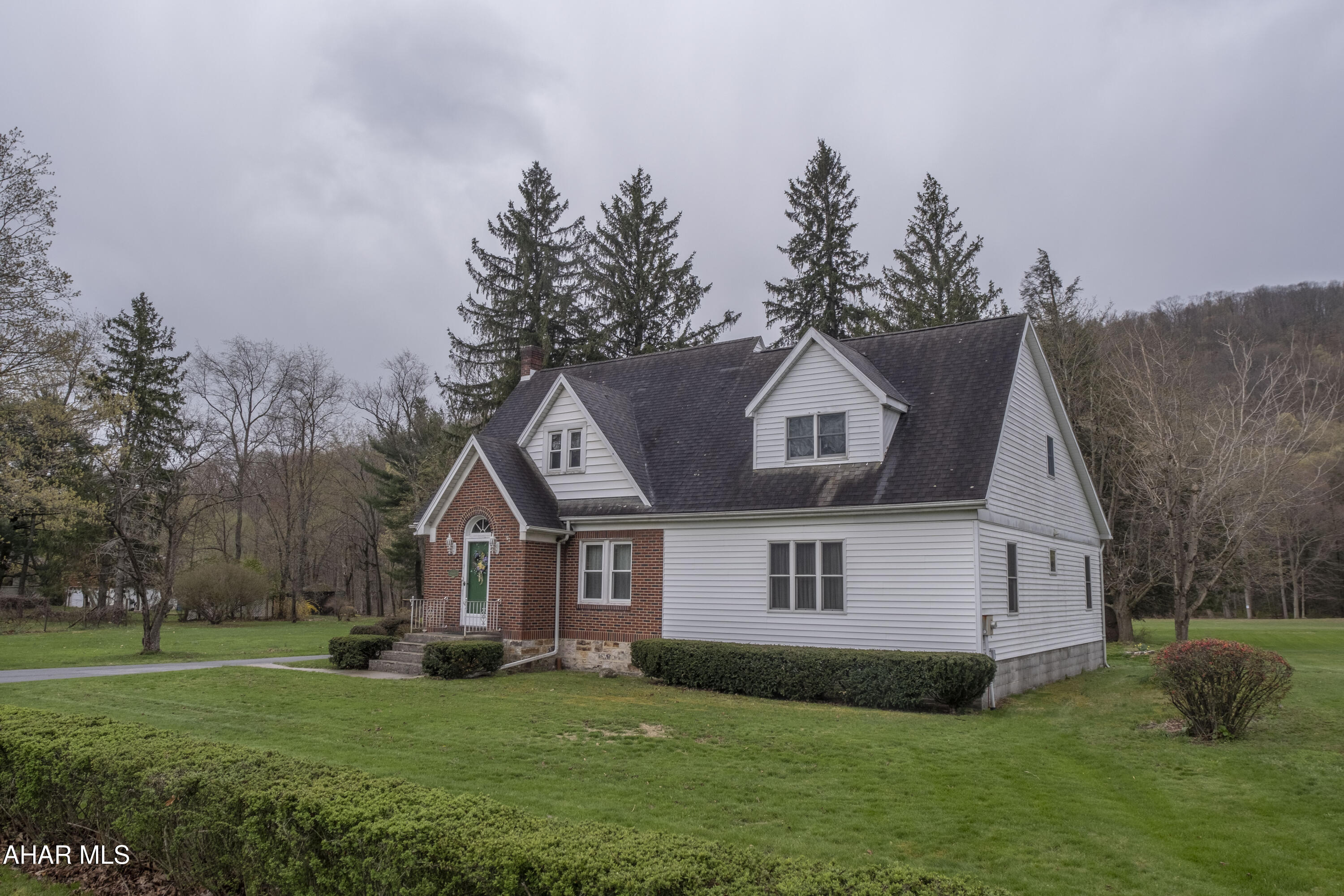 Foot of Ten - Residential