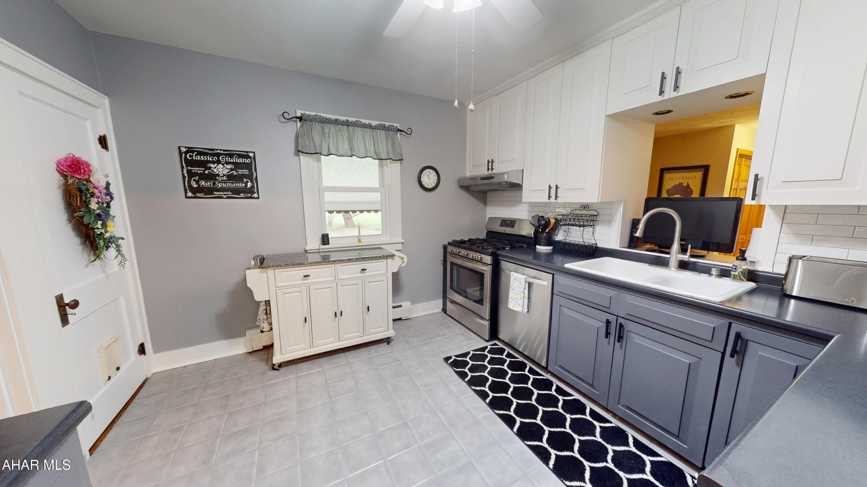 Foot of Ten - Residential