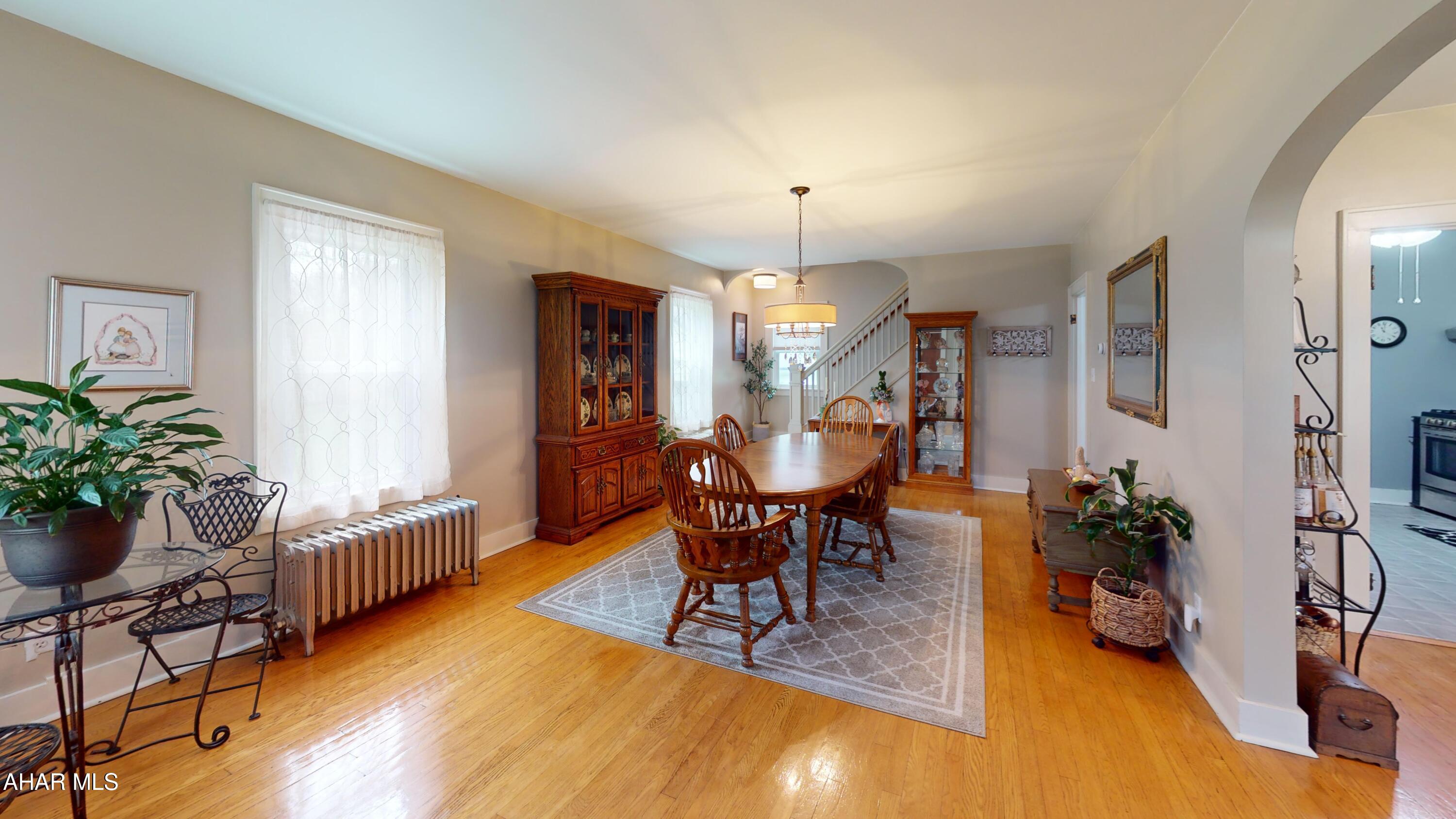 Foot of Ten - Residential