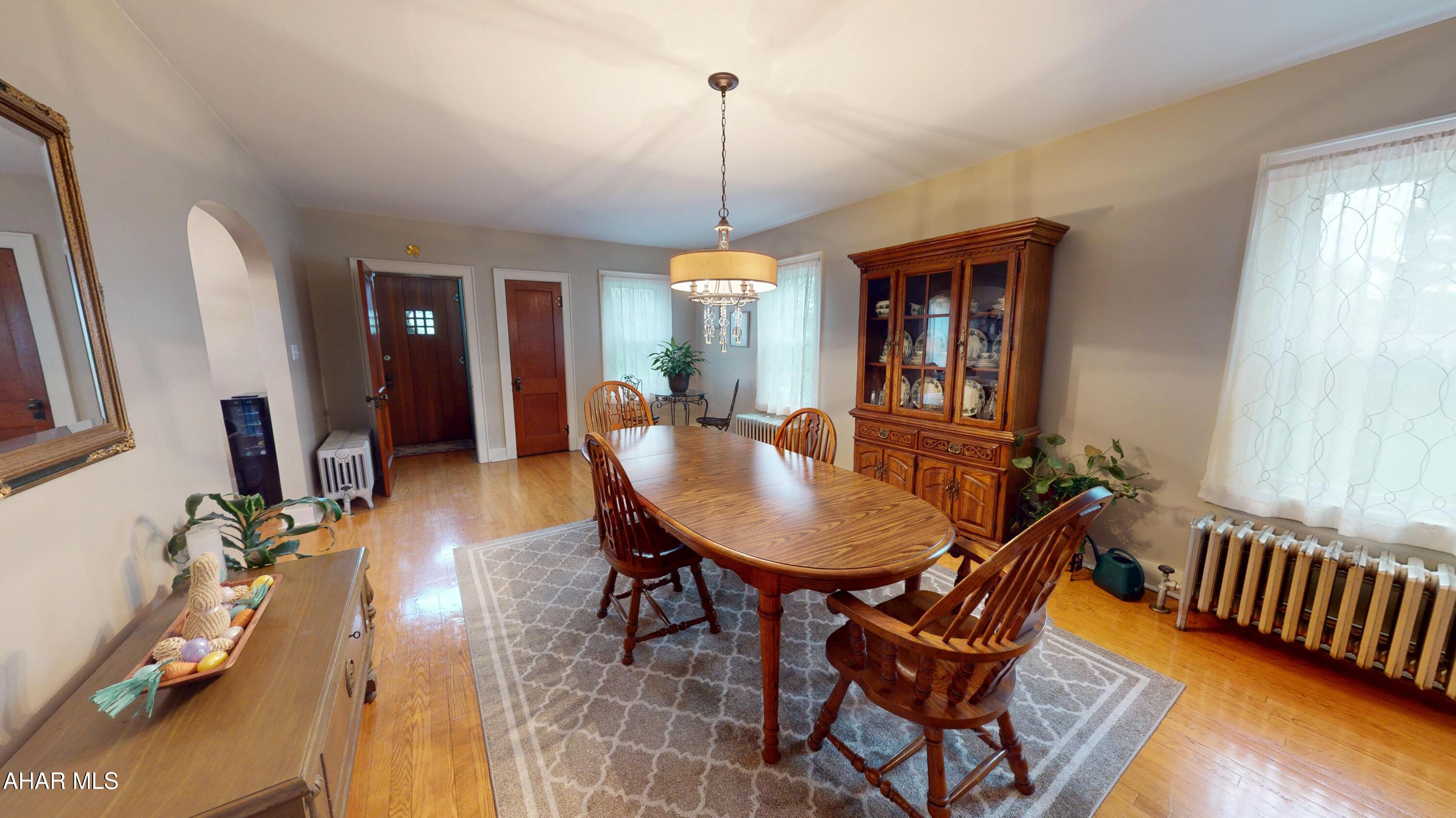 Foot of Ten - Residential