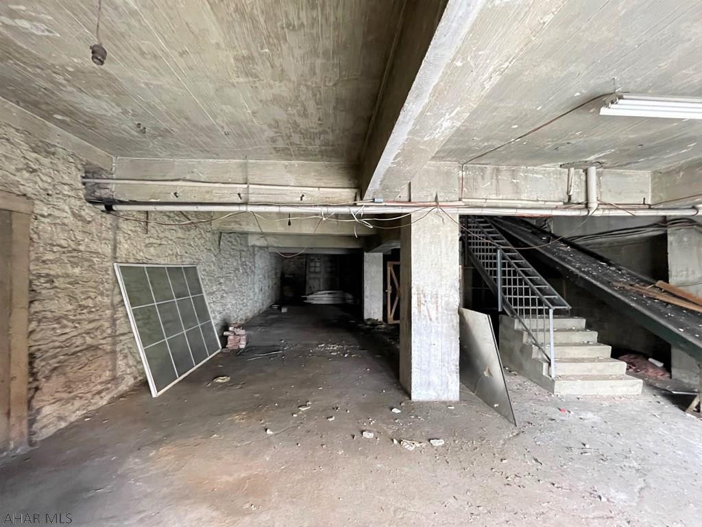 Unknown - Commercial Sale