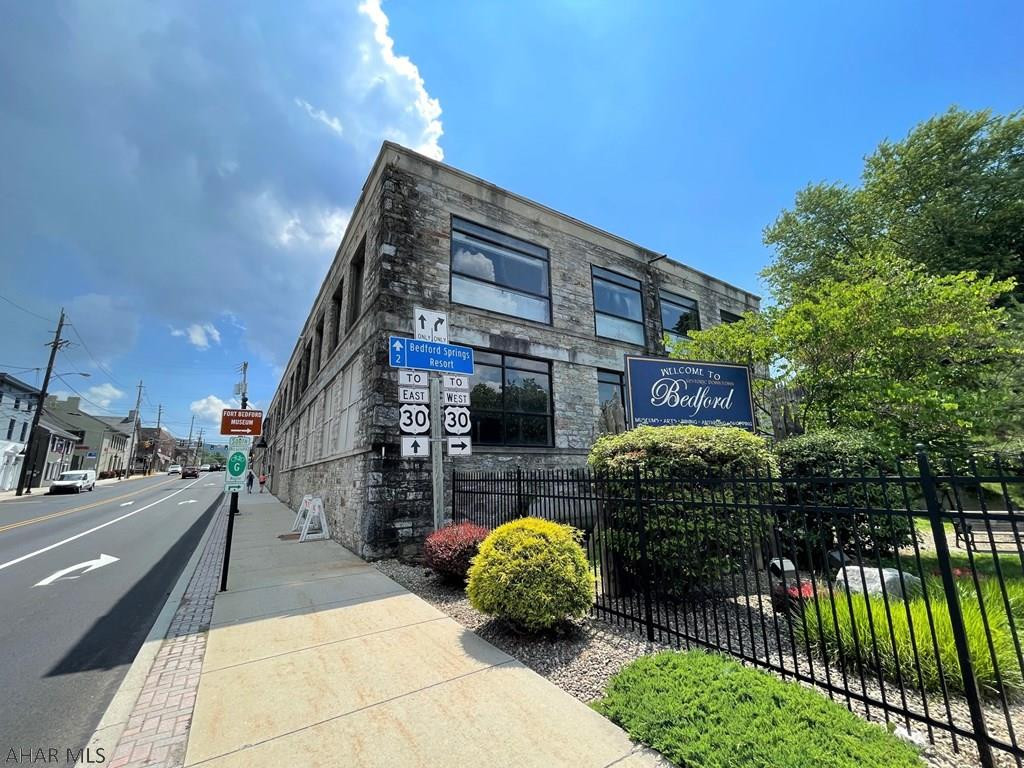 Unknown - Commercial Sale